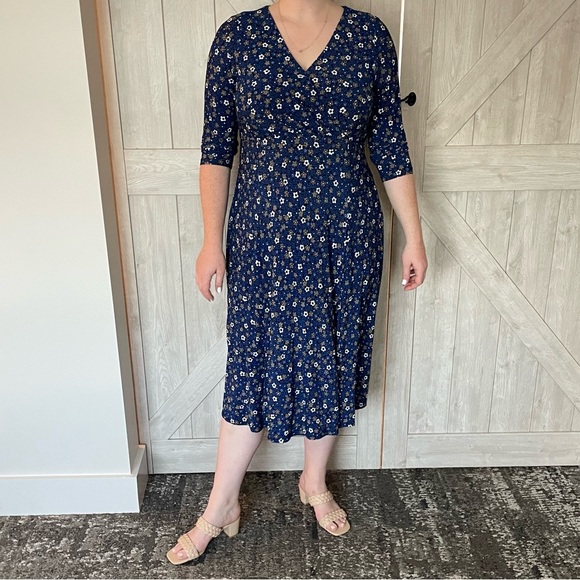 🎉HP🎉 Tommy Hilfiger A-Line Midi Dress Blue with White Blossom Floral - size 16 - Picture 3 of 7